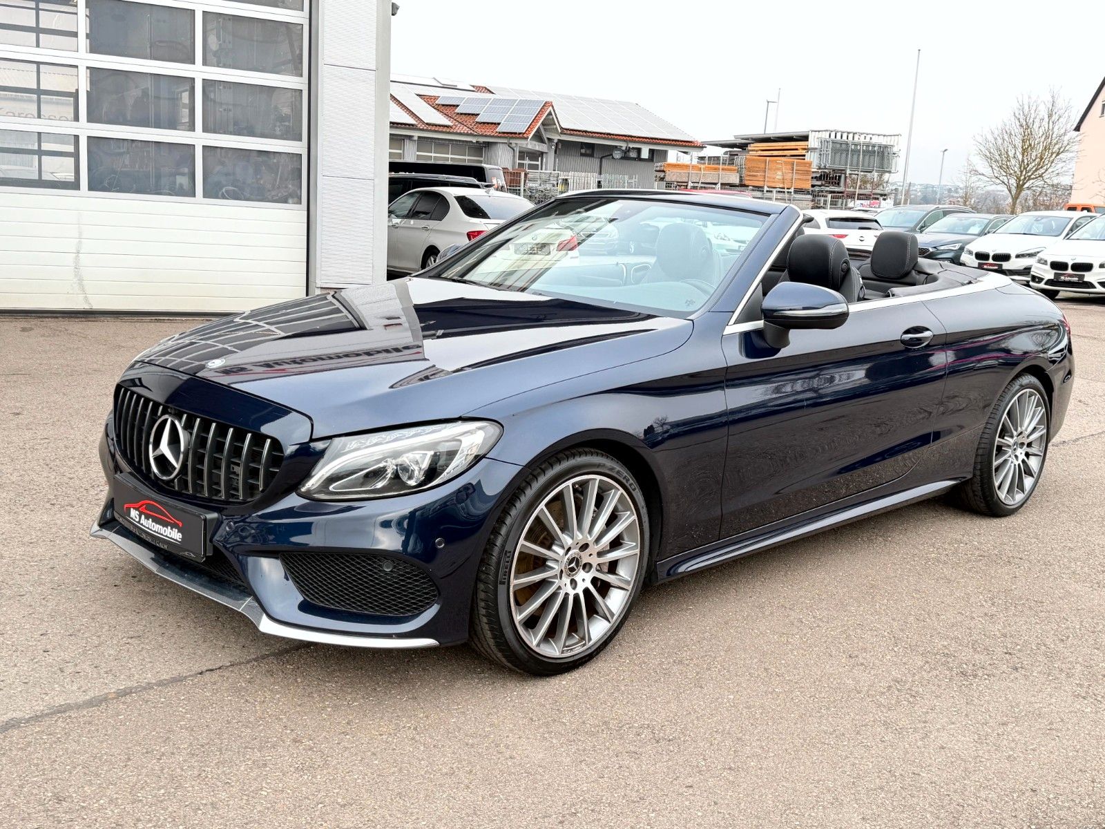 MERCEDES-BENZ C 250 Cabrio 9G *AMG Line* Navi_LED_Kamera_19"