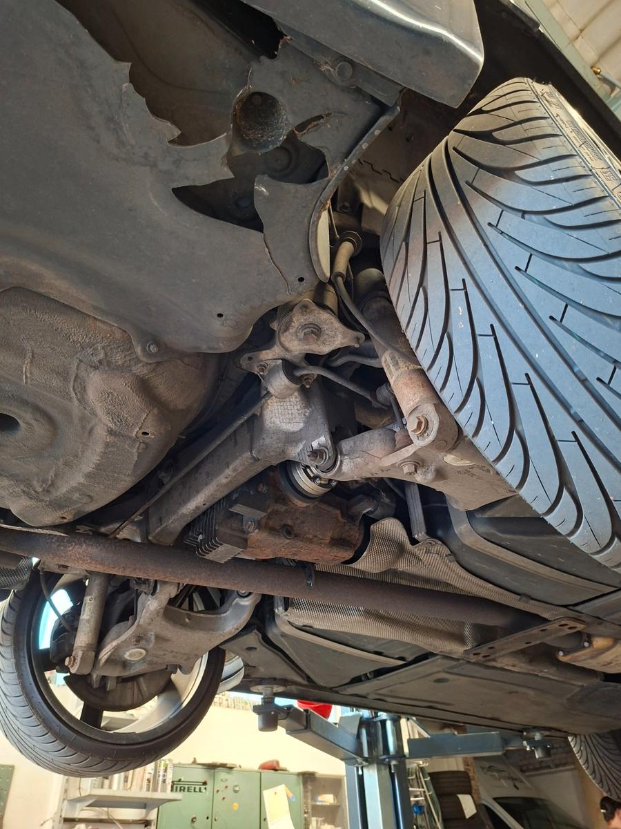 BMW 530 2005 — photo 13