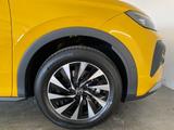 Volkswagen T-Roc Style 1.5 eTSI DSG PANO+HUD+MATRIX+NAVI - Volkswagen: Von Händlern