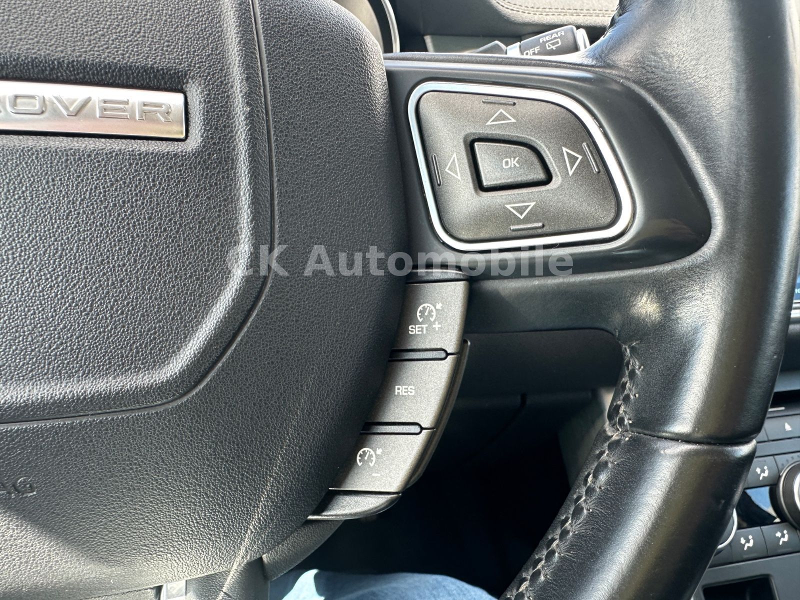 Fahrzeugabbildung Land Rover Range Rover Evoque Pure/Navi/Kamera/PDC