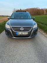 Volkswagen VW Tiguan 2.0 TDI R-Line 2011 | Top Zustan... - Volkswagen Tiguan aus 2011: R Line