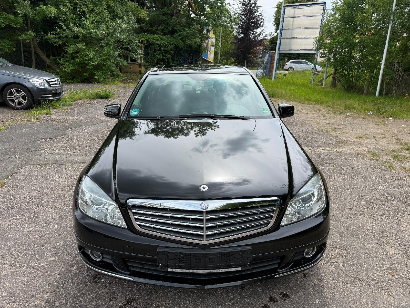 Mercedes-Benz C 180 CGI BlueEfficiency
