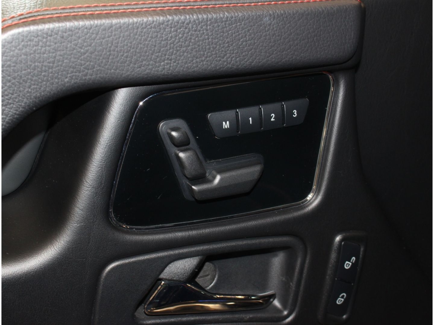Fahrzeugabbildung Mercedes-Benz G 350 d Designo Manufaktur Edition 2.Hand*TOP