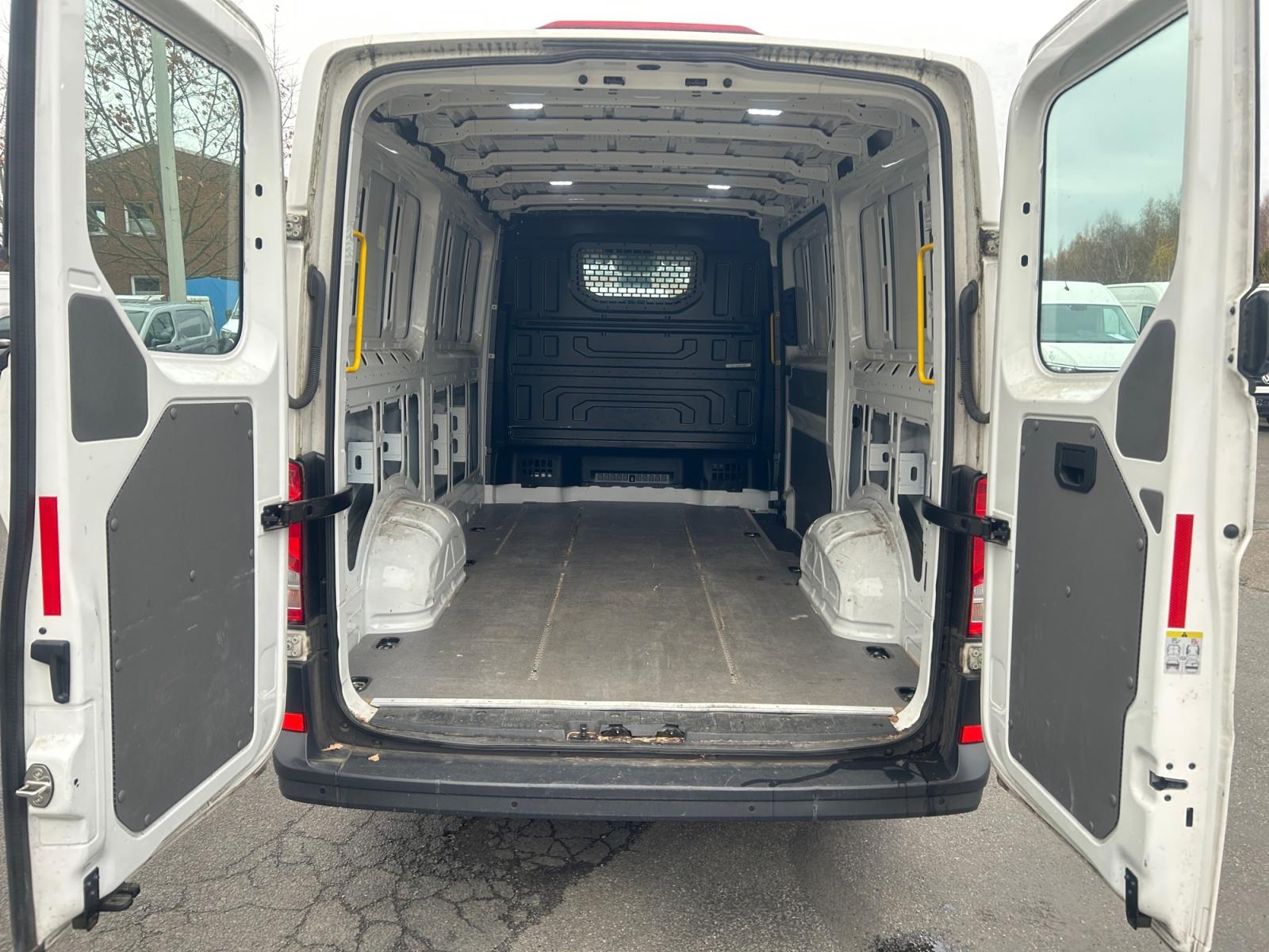 Volkswagen Crafter 2.0 TDI L3 H2 Mittel.Flachd.Klima Navi, миниатюра 7