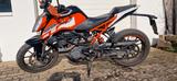KTM Duke 125 - KTM ROT