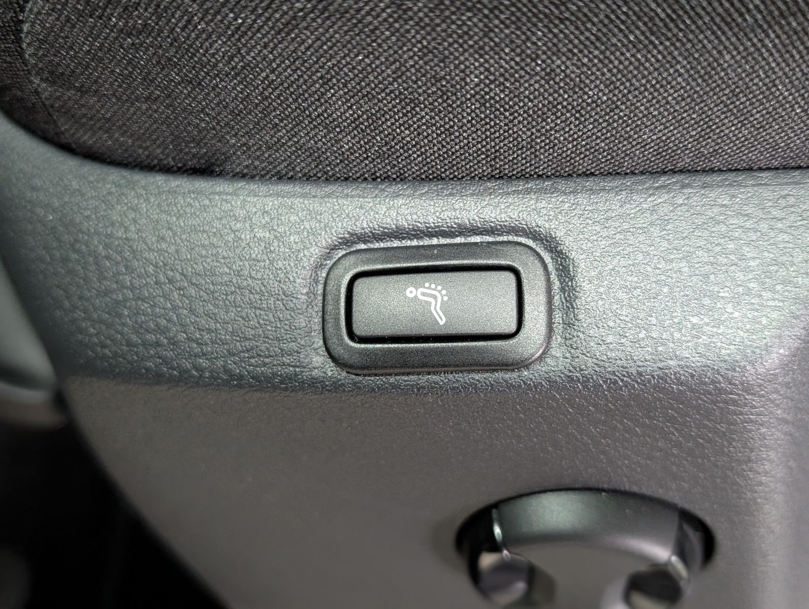 Fahrzeugabbildung Volkswagen Touran R-LINE HIGHLINE BLACK PANO AHK 7S KINDERS