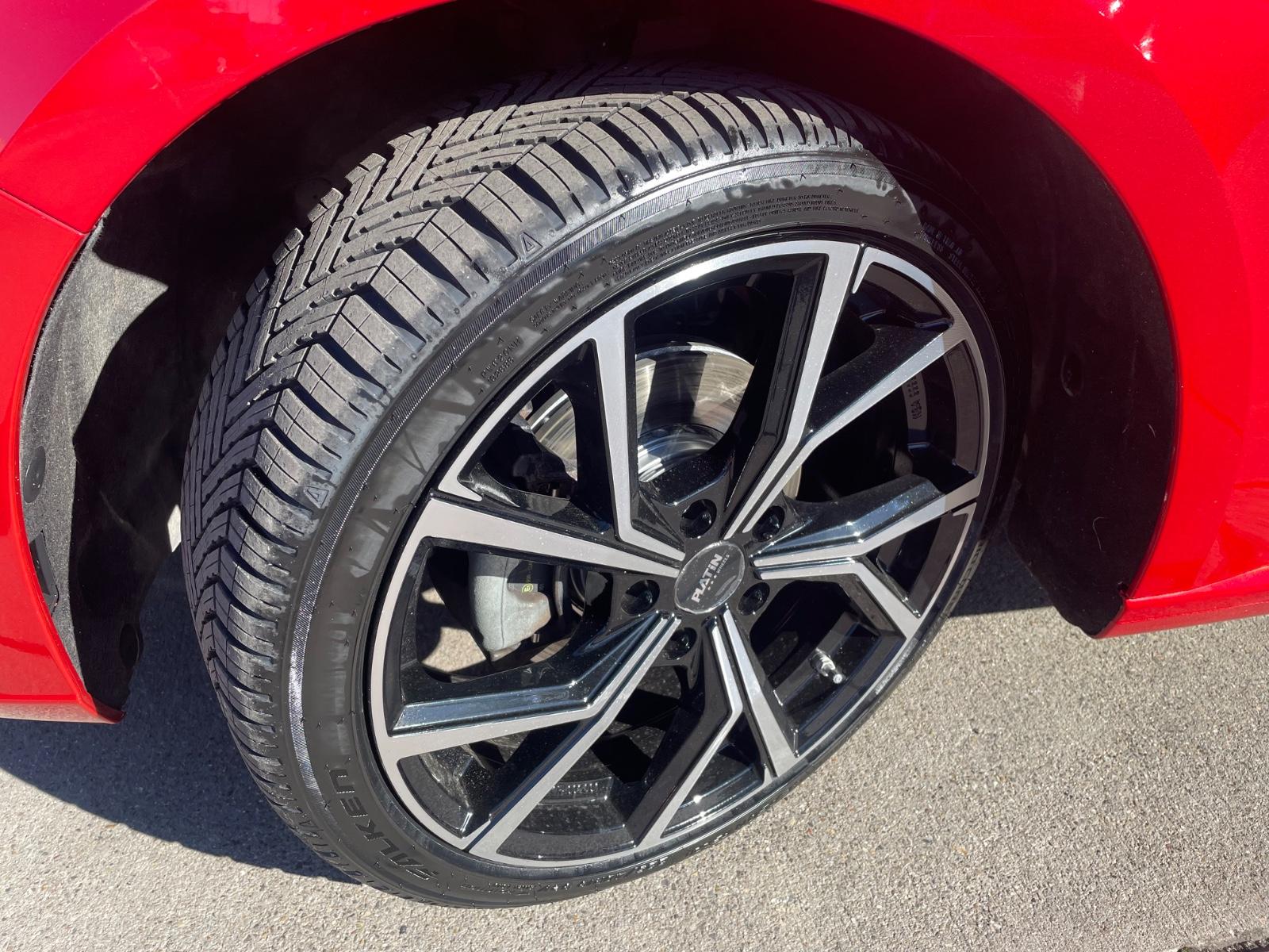 Renault Megane IV 1,3 Limo/Navi/Klima/Kamera/LED/PDC