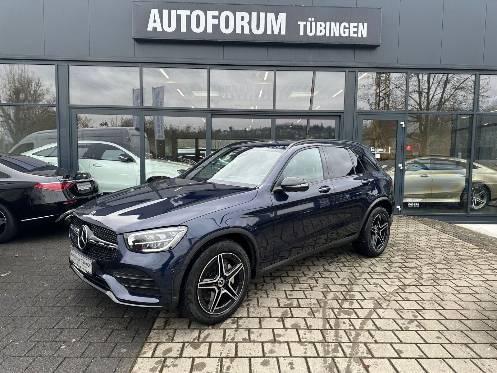 Fahrzeugabbildung Mercedes-Benz GLC 220 d 4MATIC *AMG-LINE*NIGHT*360*