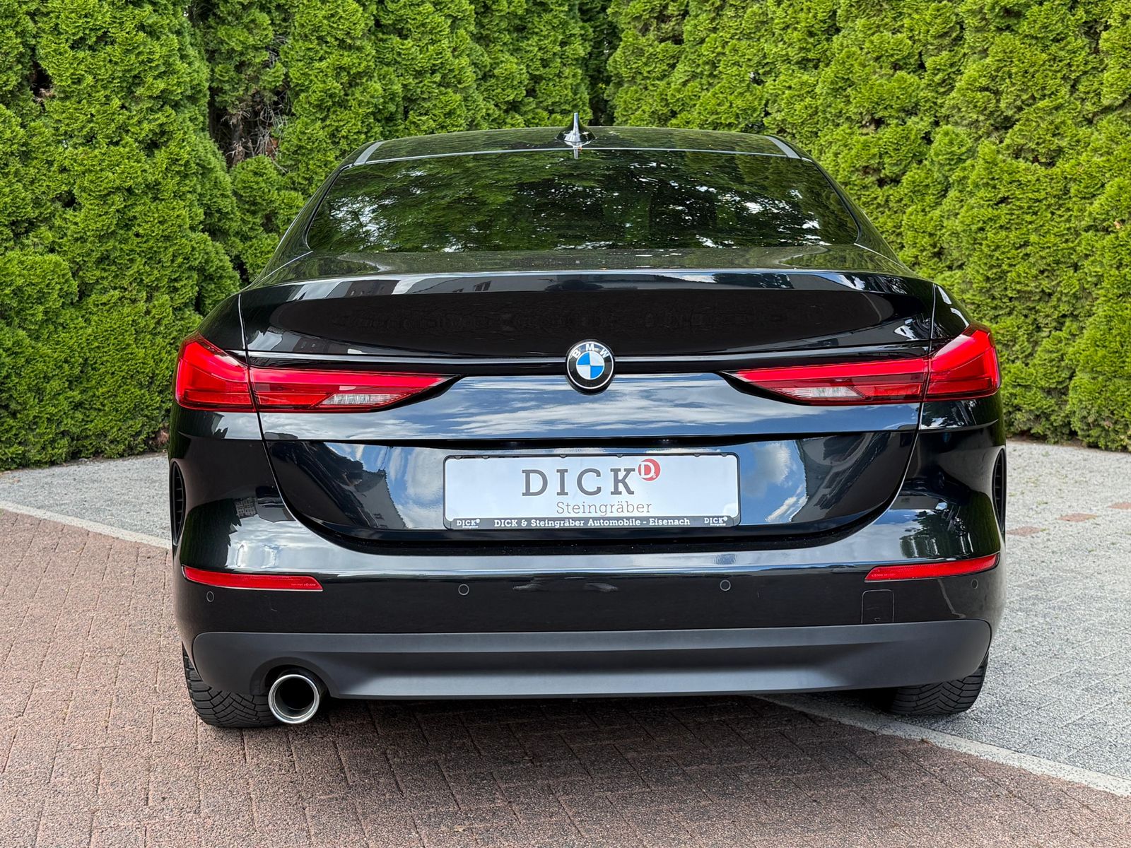 Fahrzeugabbildung BMW 216 d Aut. Gran Coupe Sport-Line LED+AHK+NAV+SHZ