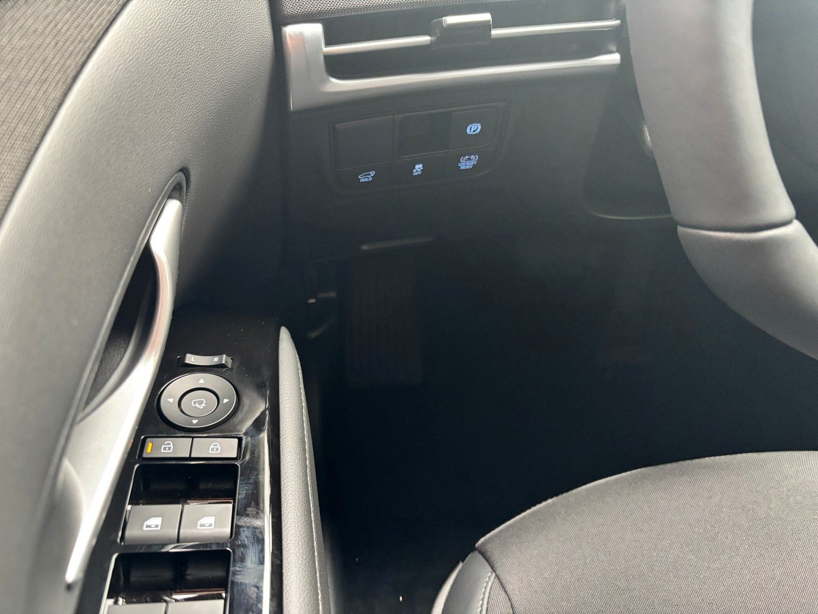 Fahrzeugabbildung Hyundai TUCSON 1.6 T-GDI Hybrid Trend MATRIX-LED!