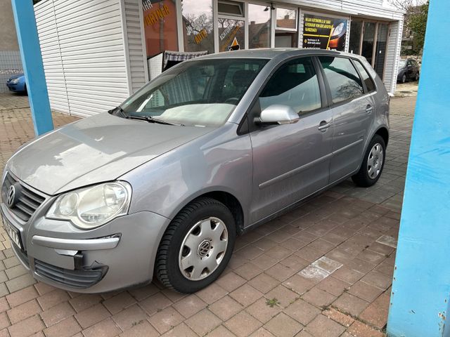 Volkswagen Polo 1.4 Silver Edition   TÜV 02/ 2027