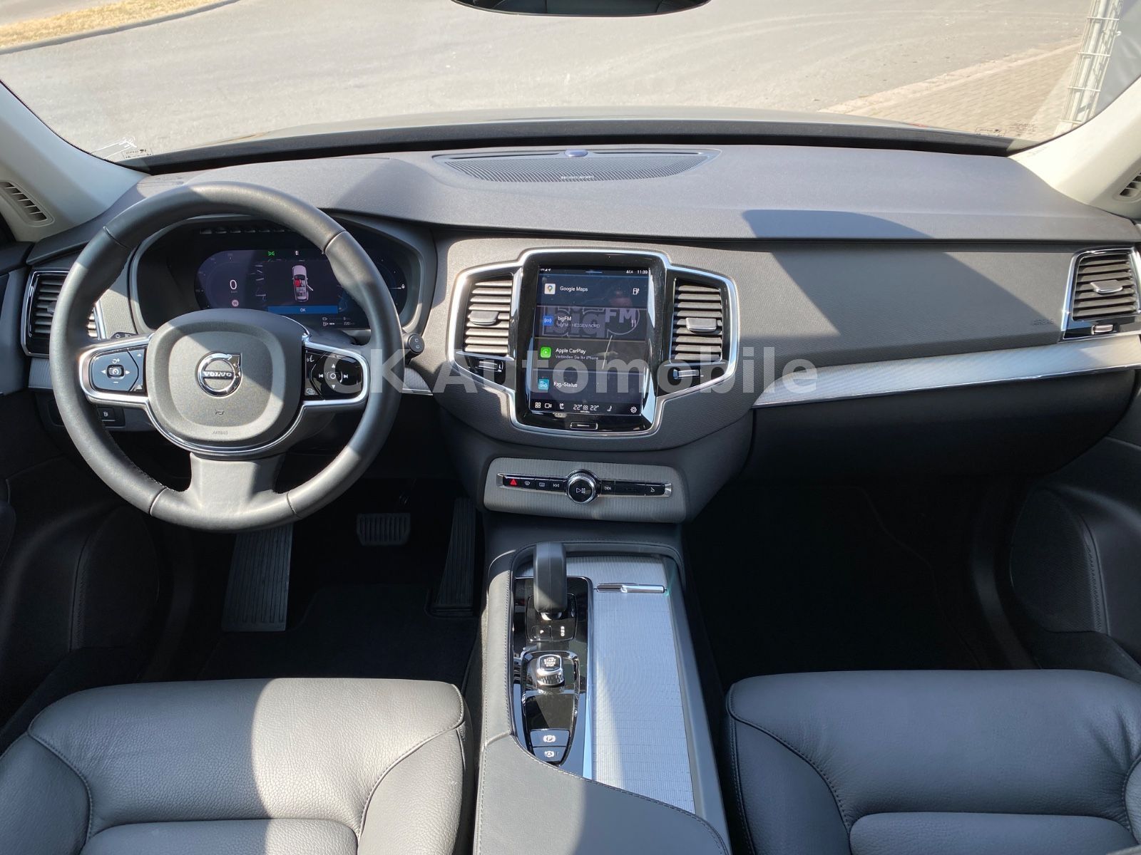 Fahrzeugabbildung Volvo XC90 T8 Core Recharge Plug-In Hybrid AWD/7 Sitze