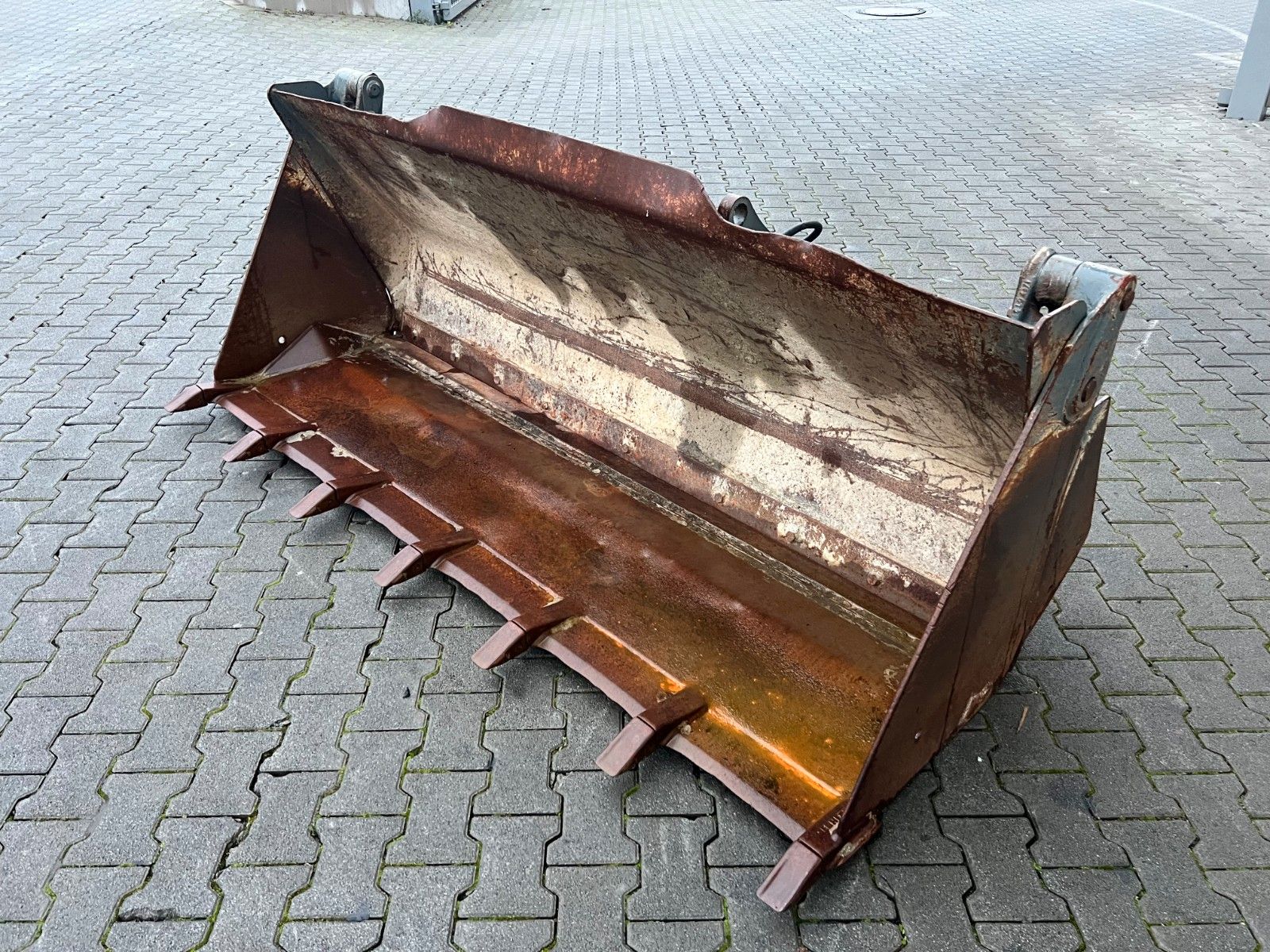 Fahrzeugabbildung Andere Klappschaufel / Zettelmeyer / Volvo CAT JCB