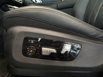 BMW X7 - 8