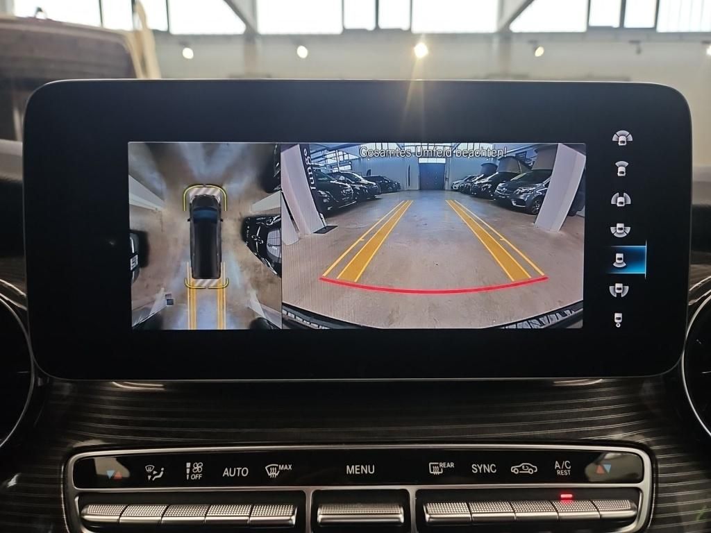 Fahrzeugabbildung Mercedes-Benz V 300 AVG lang 4x4 7 Sitze 2,5tAHK DISTRONIC EDW