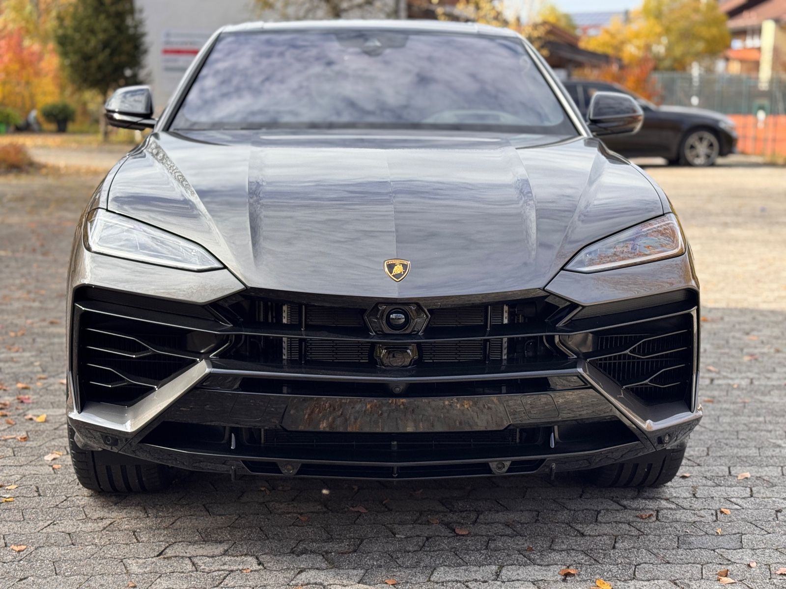 Fahrzeugabbildung Lamborghini URUS SE|BANG/OLUFSEN|PANO|MY25|BLANCO COC