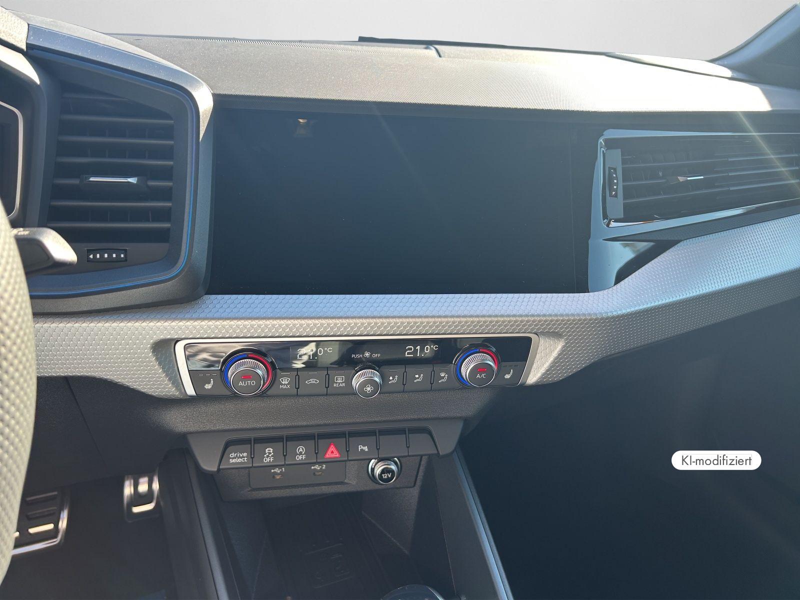 Audi A1 Sportback S line 30 TFSI S tronic 2 x S line 