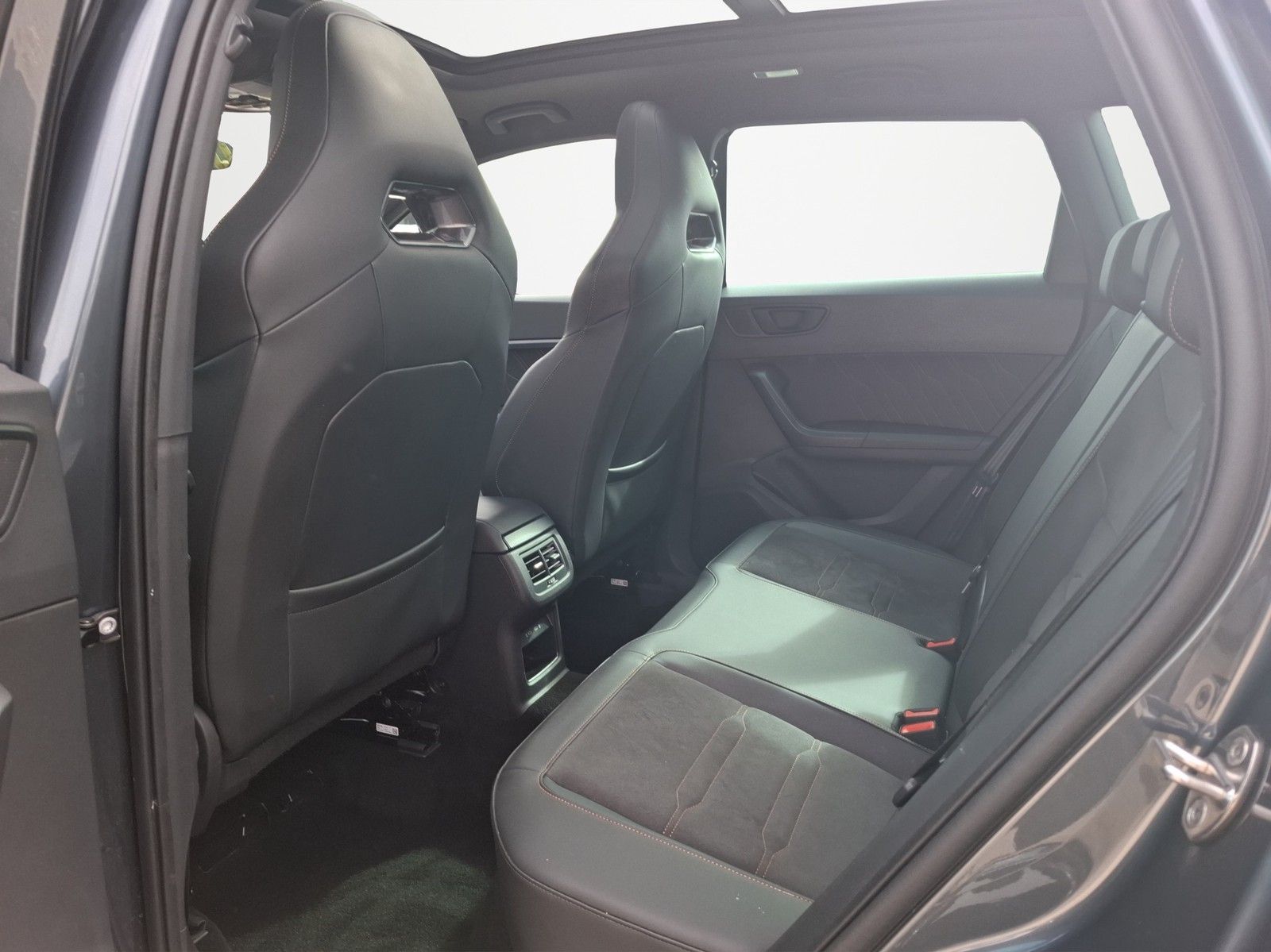 CUPRA Ateca 2.0 TSI 4Drive DSG / ACC / PANORAMA / SITZ - Image 15
