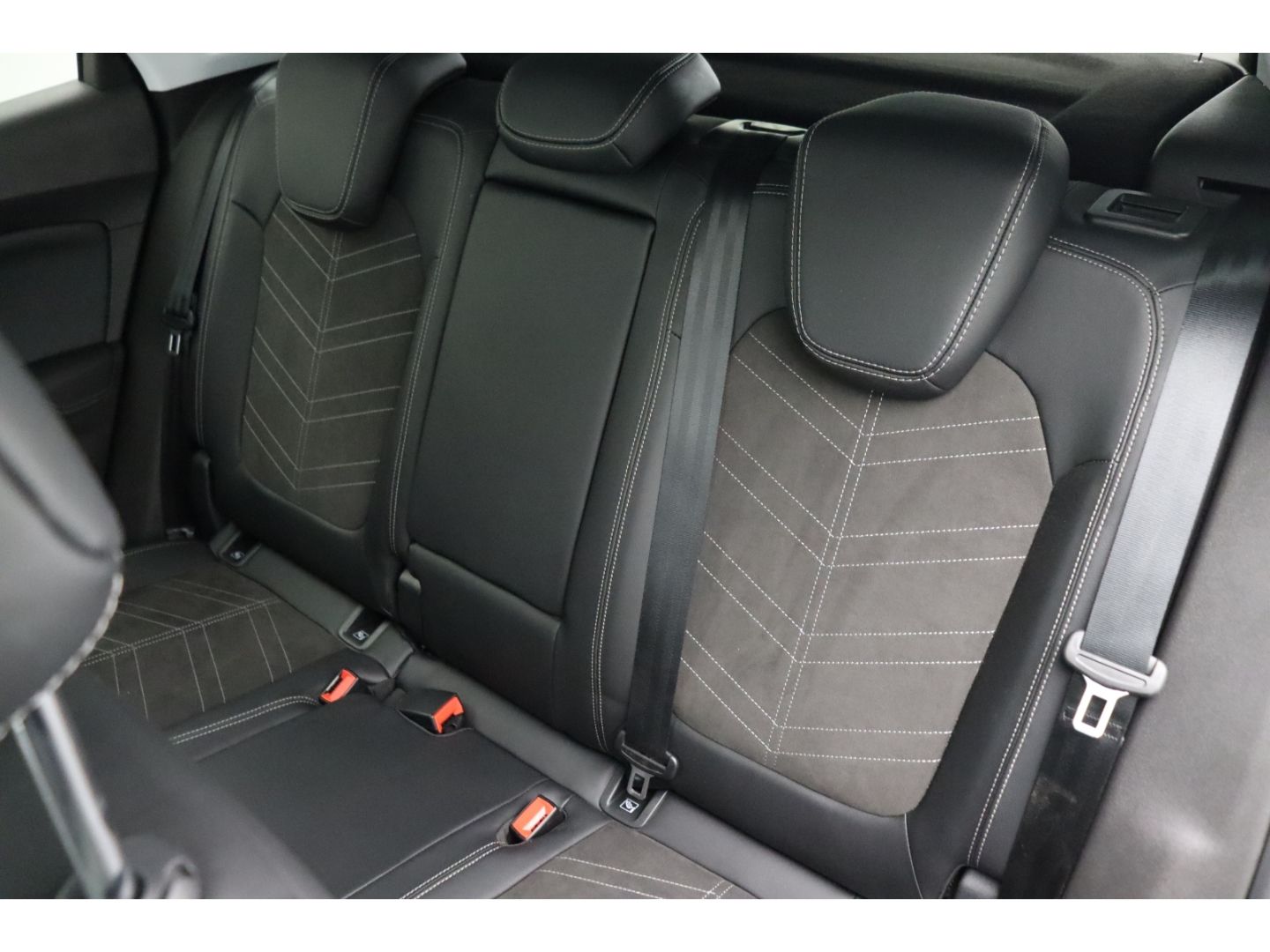 Fahrzeugabbildung Opel Grandland Elegance ACC Digitales Cockpit 360 Kam
