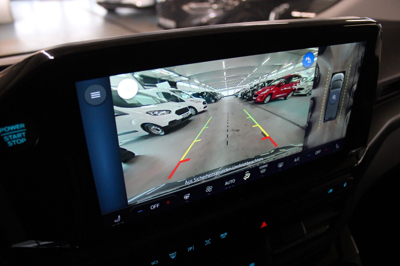 Fahrzeugabbildung Ford NUGGET L1 Titanium MARKISE + Aufstelldach SOFORT