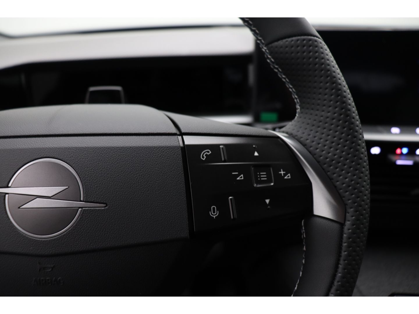 Fahrzeugabbildung Opel Grandland 1.2 Mild-Hybrid 107kW GS ACC,Kamera360