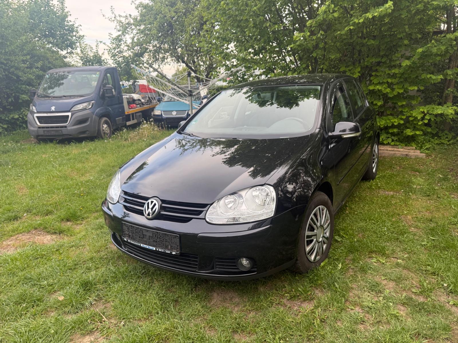 Volkswagen Golf V Lim. Tour---TÜV NEU--1 HAND--01704684029