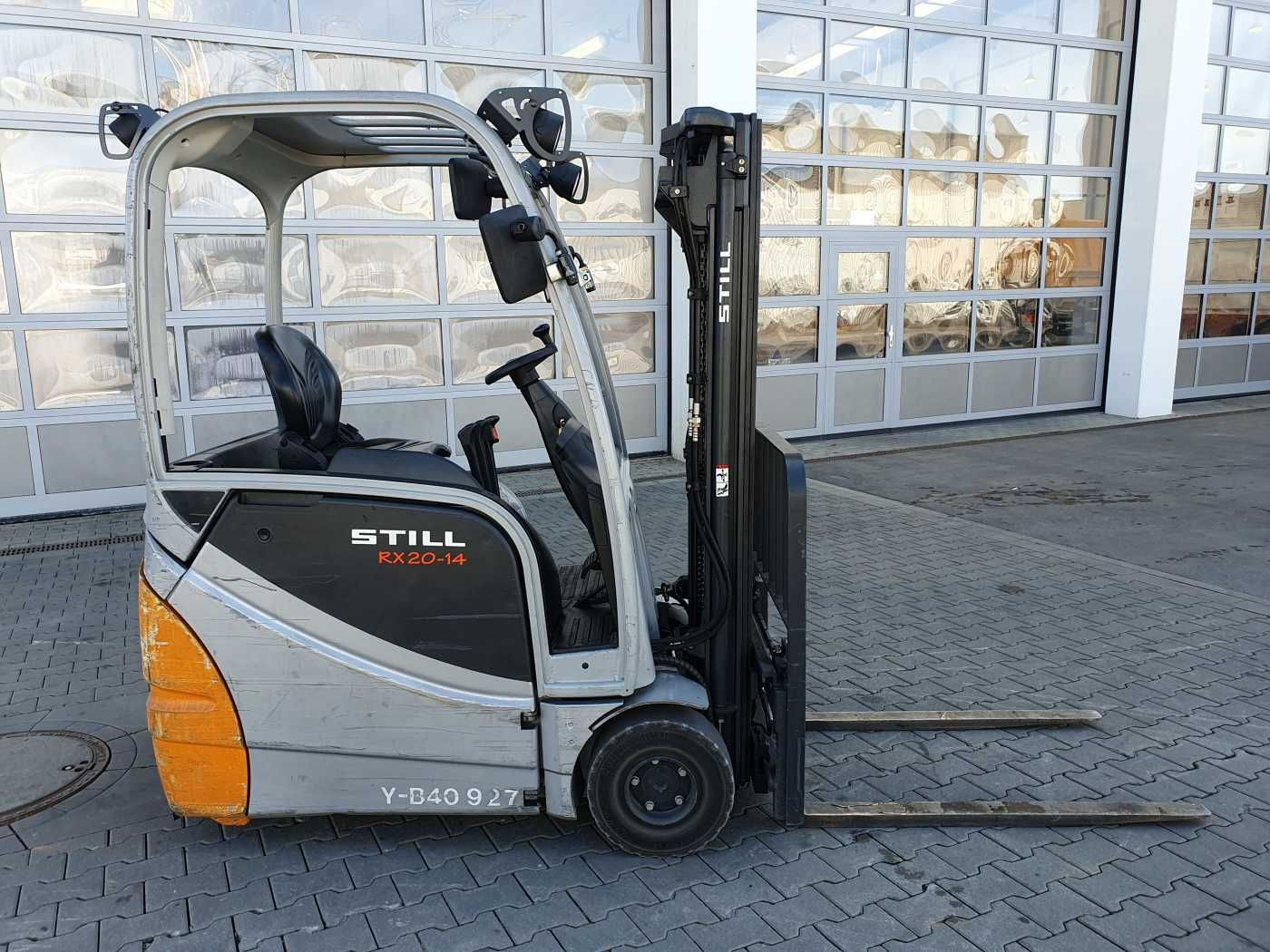 Fahrzeugabbildung Still RX20-14 / Triplex: 4.60m! / nur 1.907h! / SS