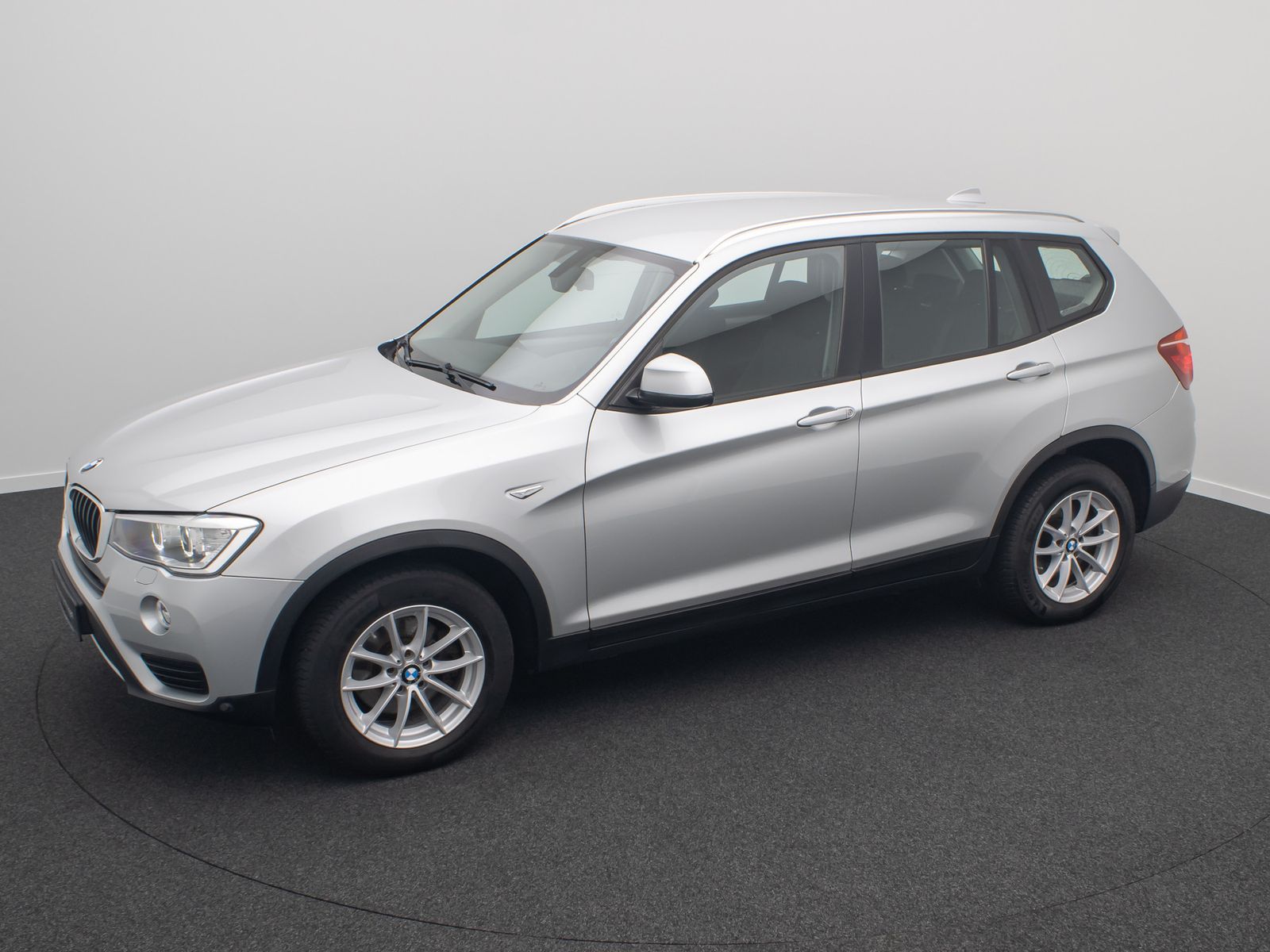 Fahrzeugabbildung BMW X3 xD20d Xenon GeschwindigReg PDC FernlichtAssis