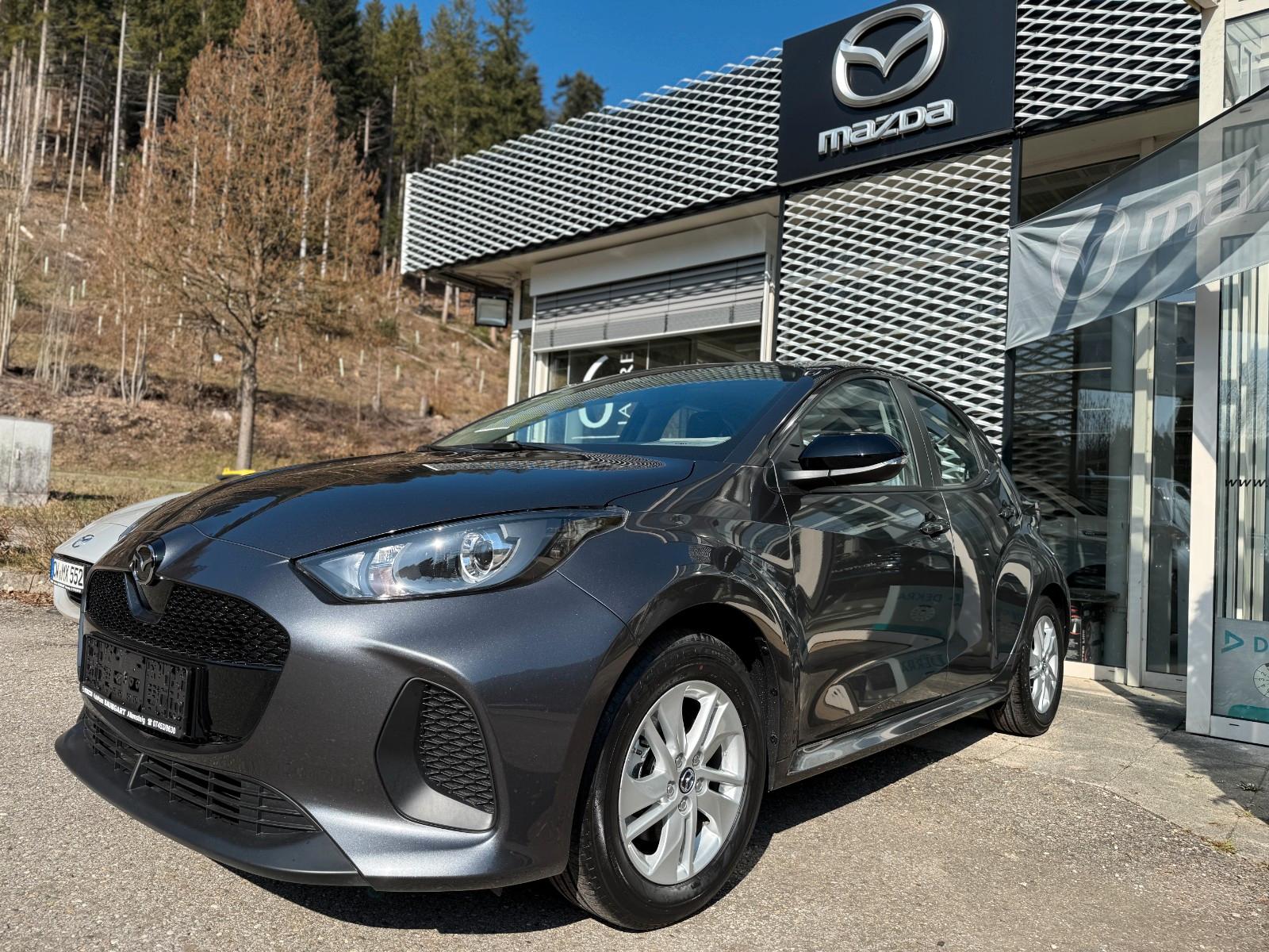Mazda 2 Hybrid Centre Line Tageszulassung