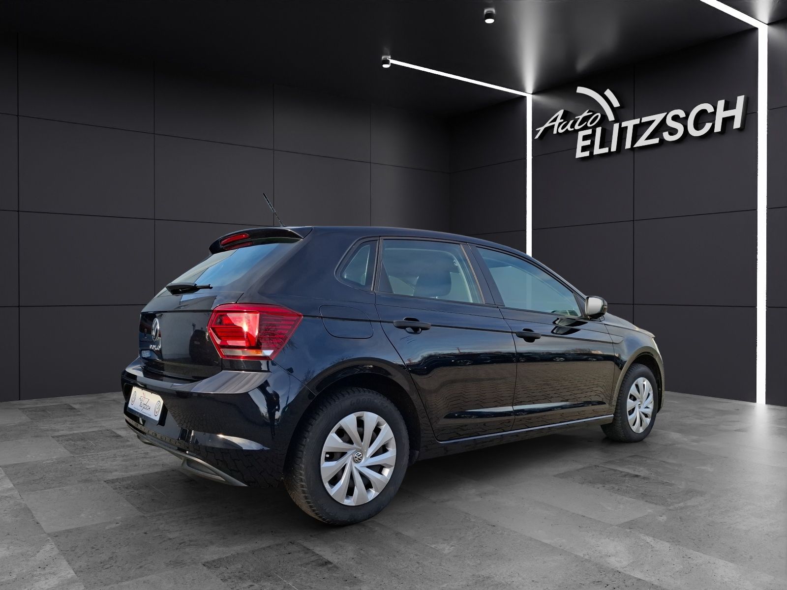 Fahrzeugabbildung Volkswagen Polo 1.0 Trendline Klima DAB SH