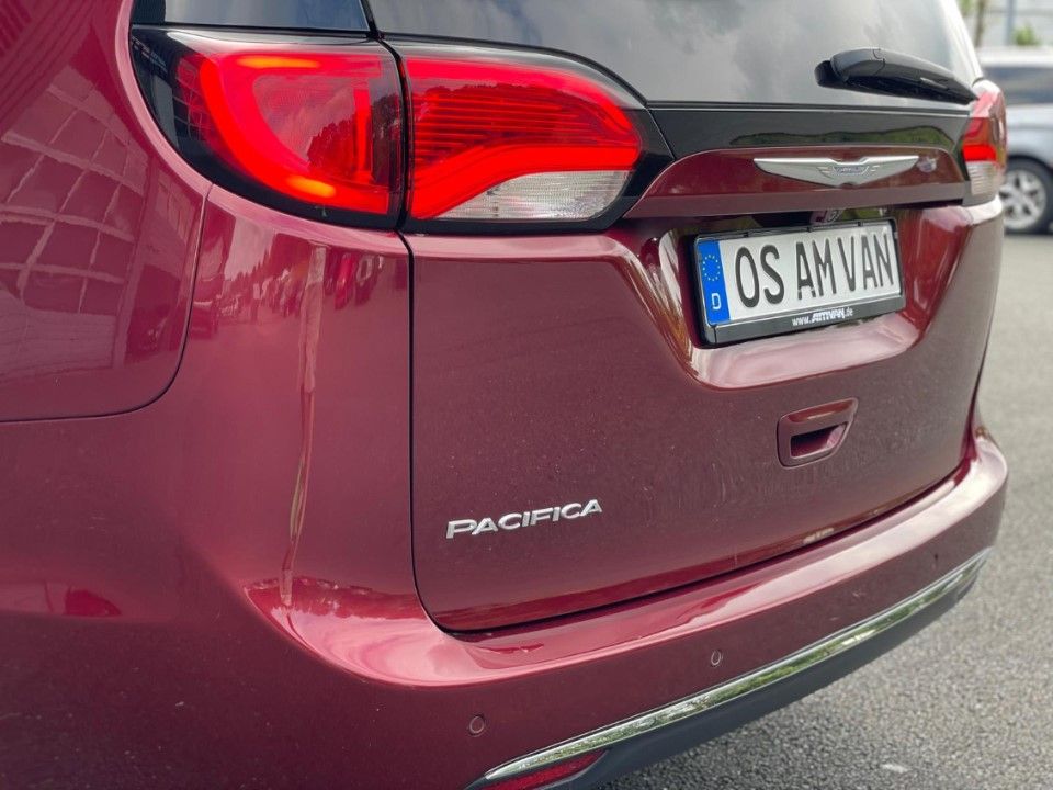 Fahrzeugabbildung Chrysler Pacifica 3.6 touring L Plus Leder Kamera PDC