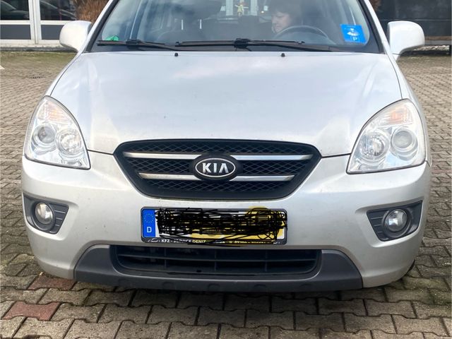 Kia Carens LX