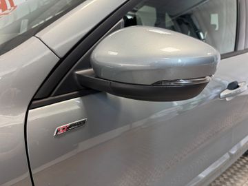 Fahrzeugverkauf 11 Ford Kuga ST-Line 1.5 AT AHK Navi Pano Kamera