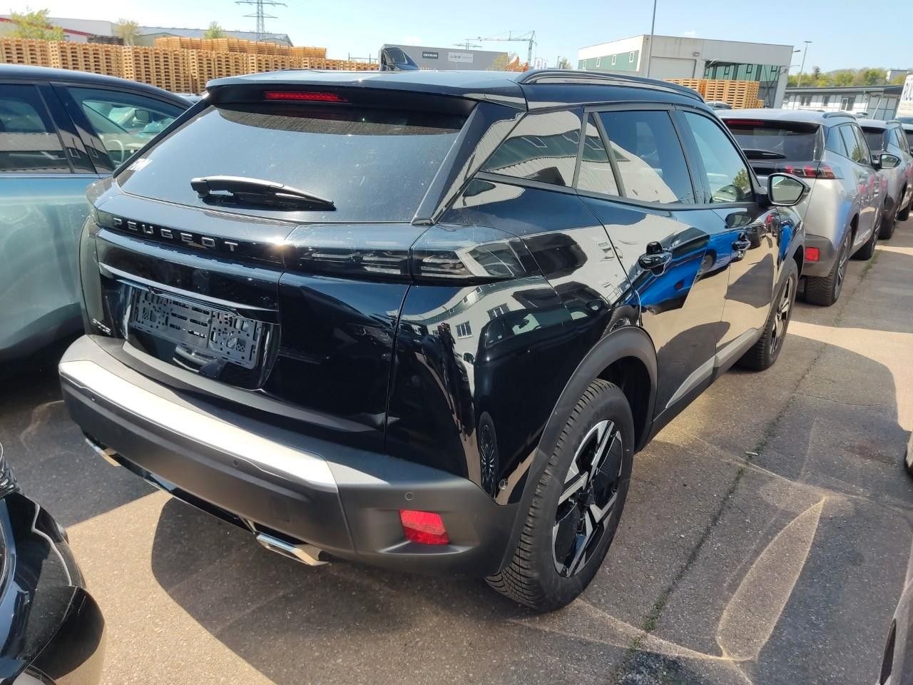 Fahrzeugabbildung Peugeot 2008 1.2T ALLURE 8-EAT NAVI/LED/VIRT./SPORT/SHZ