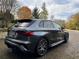 Audi RS3 2.5 TFSI quattro Carbon/Schalensitze/Pano - Audi RS3 mit Benzin-Antrieb: Kombi, 2.5