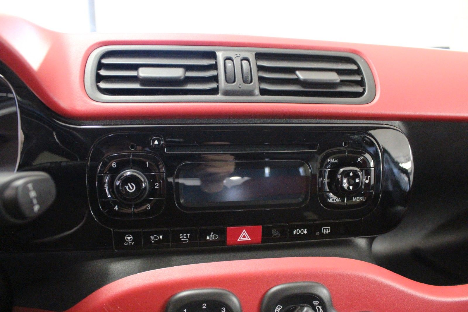 Fahrzeugabbildung Fiat Panda  Lounge 1.2