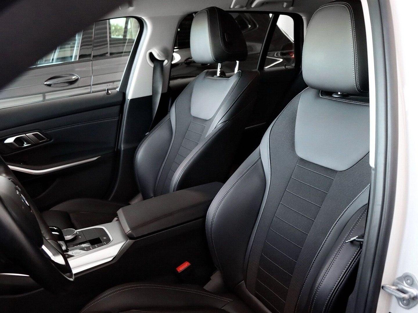 BMW 330i xDrive Touring Sport Line, eAHK, Kamera