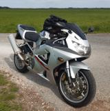 Honda CBR 900 - HONDA CBR 900