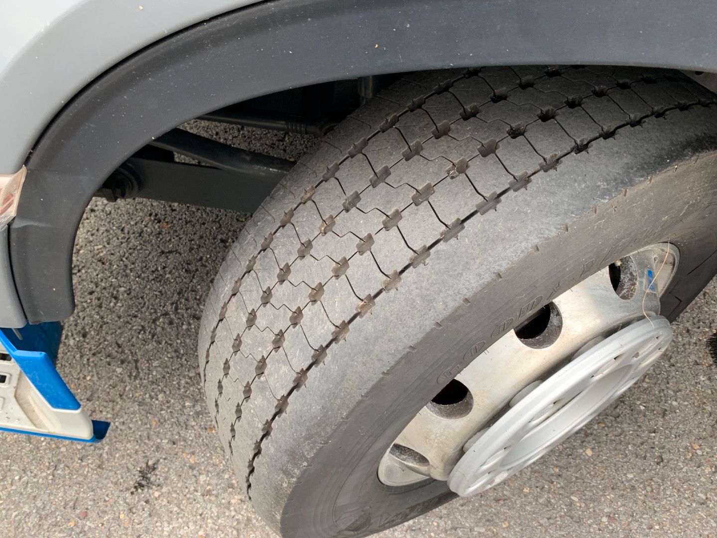 Fahrzeugabbildung DAF FT XF 480 SC LD