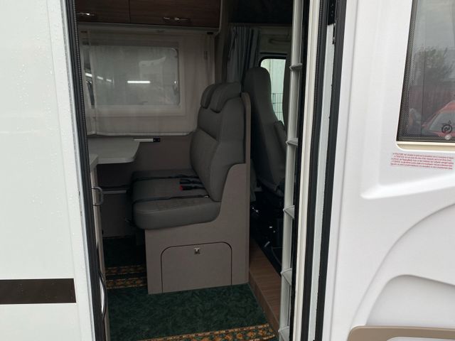 Etrusco A7300 DB Chassis Design Alu Rahmenfenster