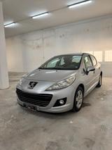 Peugeot 207 1.4 HDi 70CV - Peugeot 207 aus 2010: Hdi