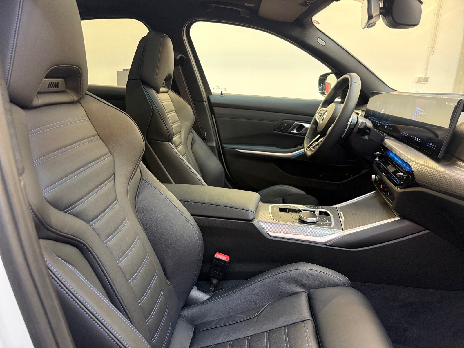 BMW 330 - Bild 12