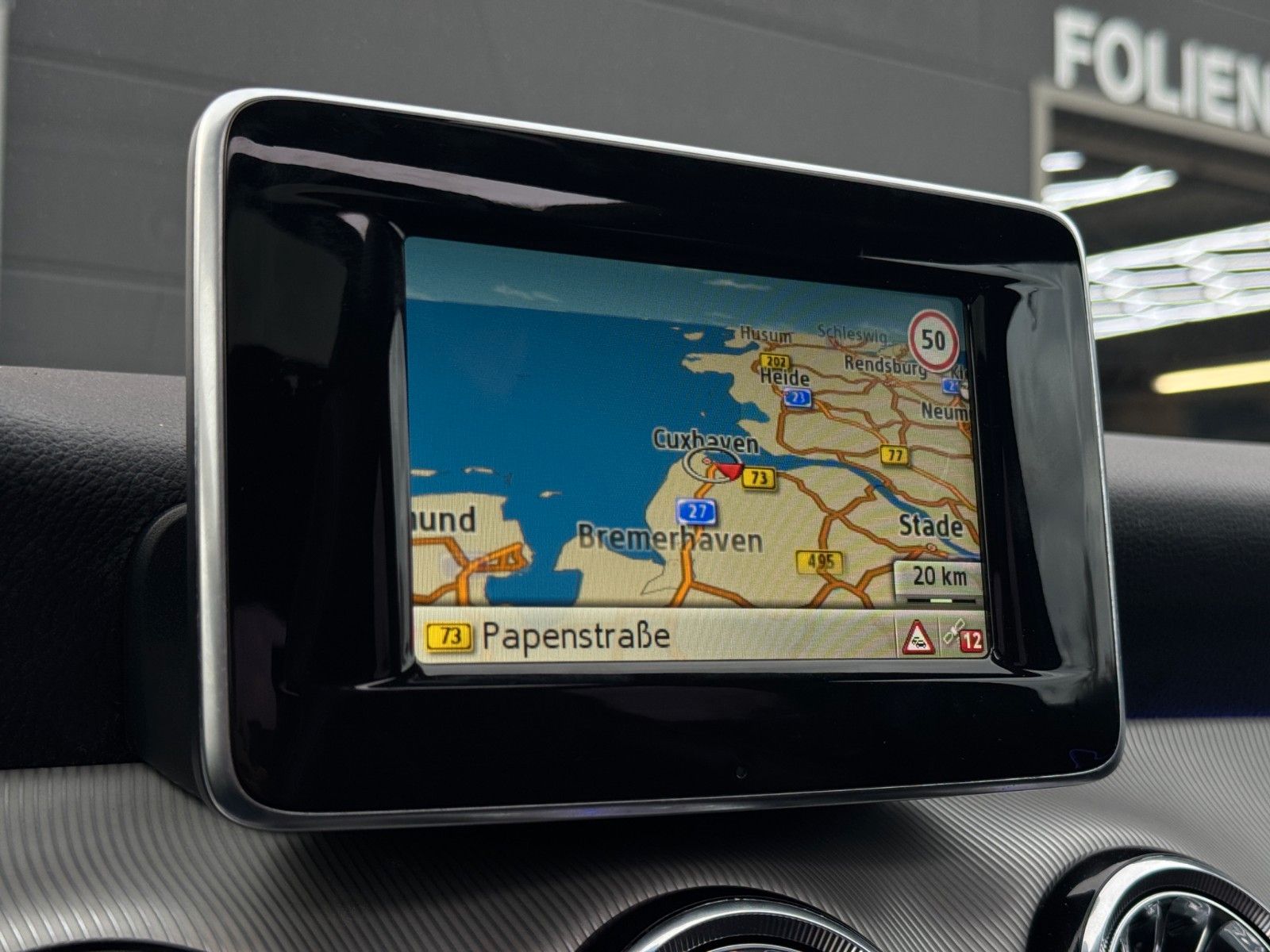 Fahrzeugabbildung Mercedes-Benz CLA 180 Pano/Automatik/Bi-Xen/Navi/Sitzheizung