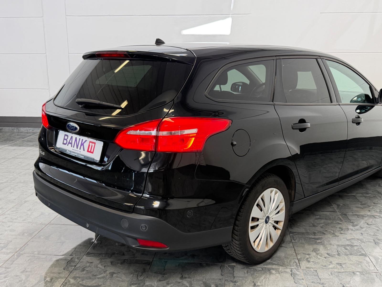 Ford Focus Turnier Business*2.hd*Autom.*Carplay*Navi