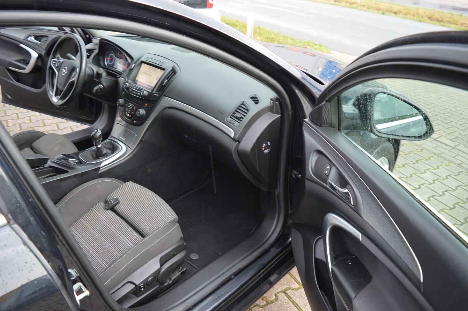 Opel Insignia 2014 — photo 15
