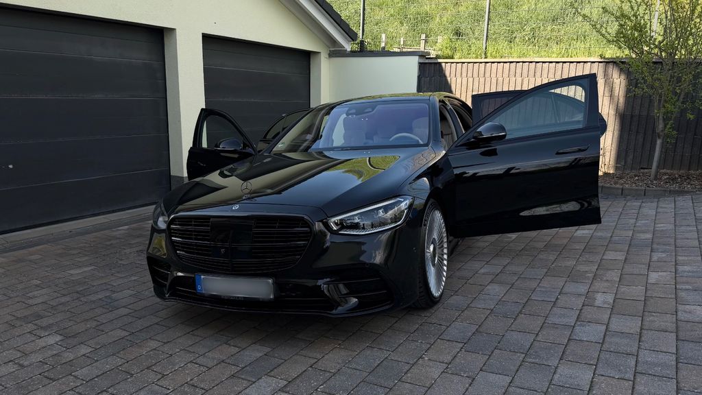 Image of Mercedes-Benz S 400