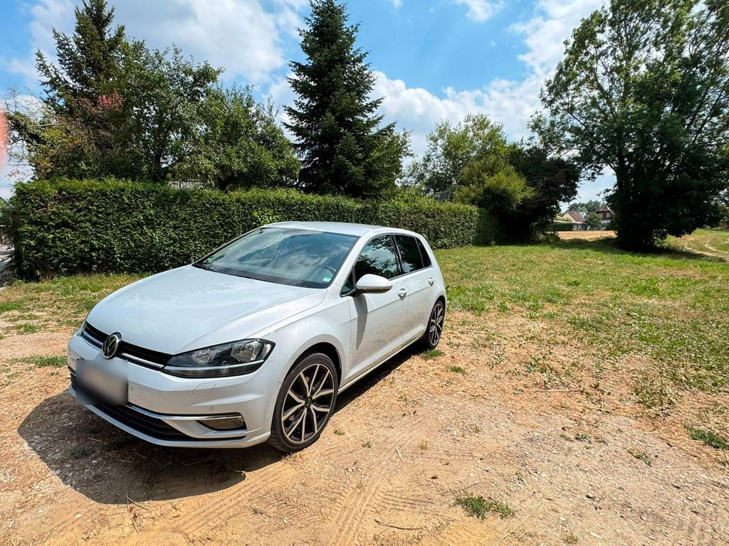 Image of Volkswagen Golf
