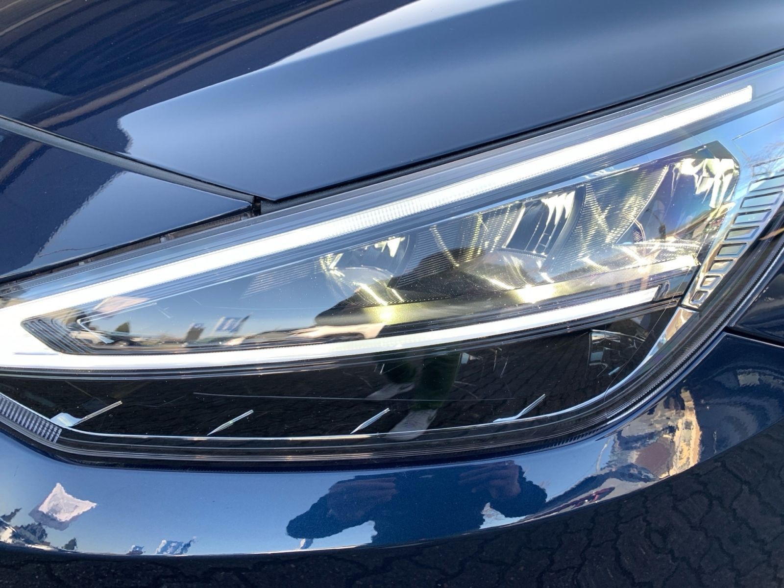 Fahrzeugabbildung Hyundai i30 Kombi 1.5 T-GDI 7-DCT Advantage Mild-Hybrid