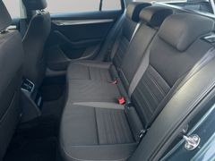 SKODA Octavia Combi Ambition Carplay | Tempomat