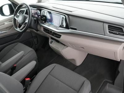 T7 Multivan Life KÜ 2.0TDI DSG ACC PANO 7-SITZER